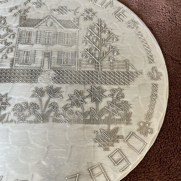 Wendell August Collectible Trivet - Picture 6 of 6